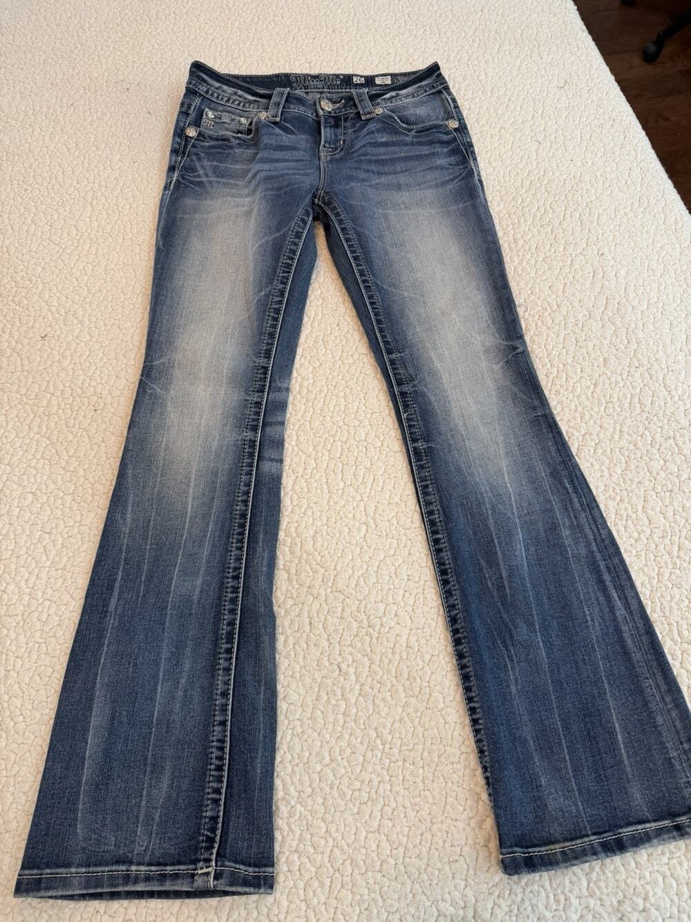Miss Me Low Rise Bootcut Jeans Light Wash Rhinestone size 26